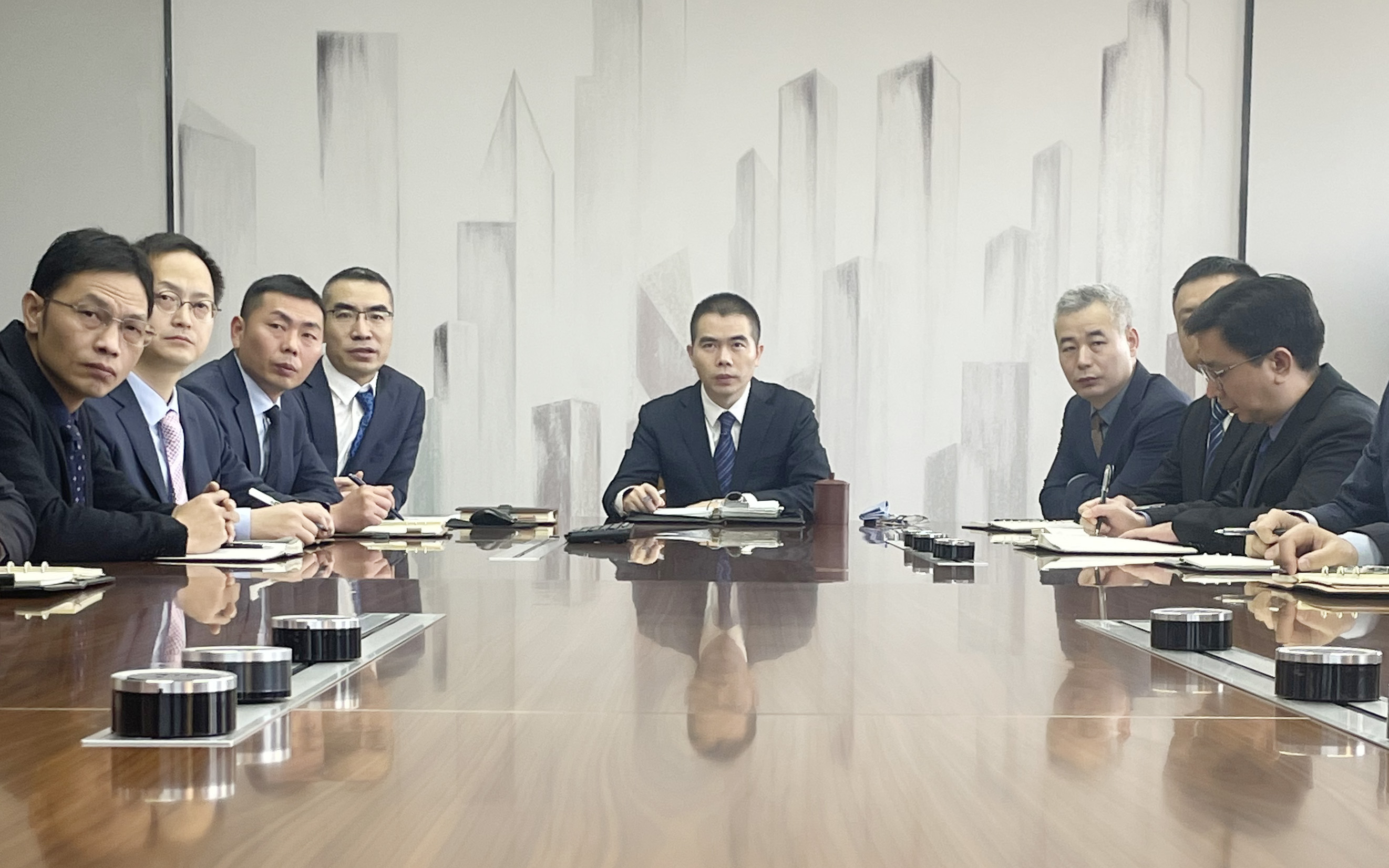 始于至誠，止于至善  